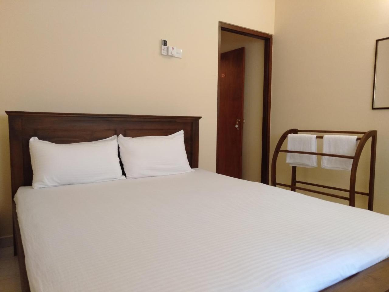 New Sanmi Resort Malabe Exterior photo